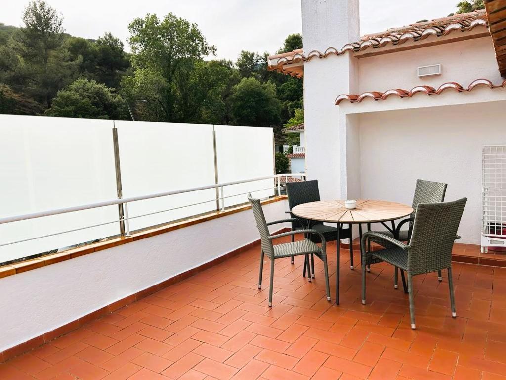 Private Apartments Cala Canyelles Lloret de Mar Kültér fotó